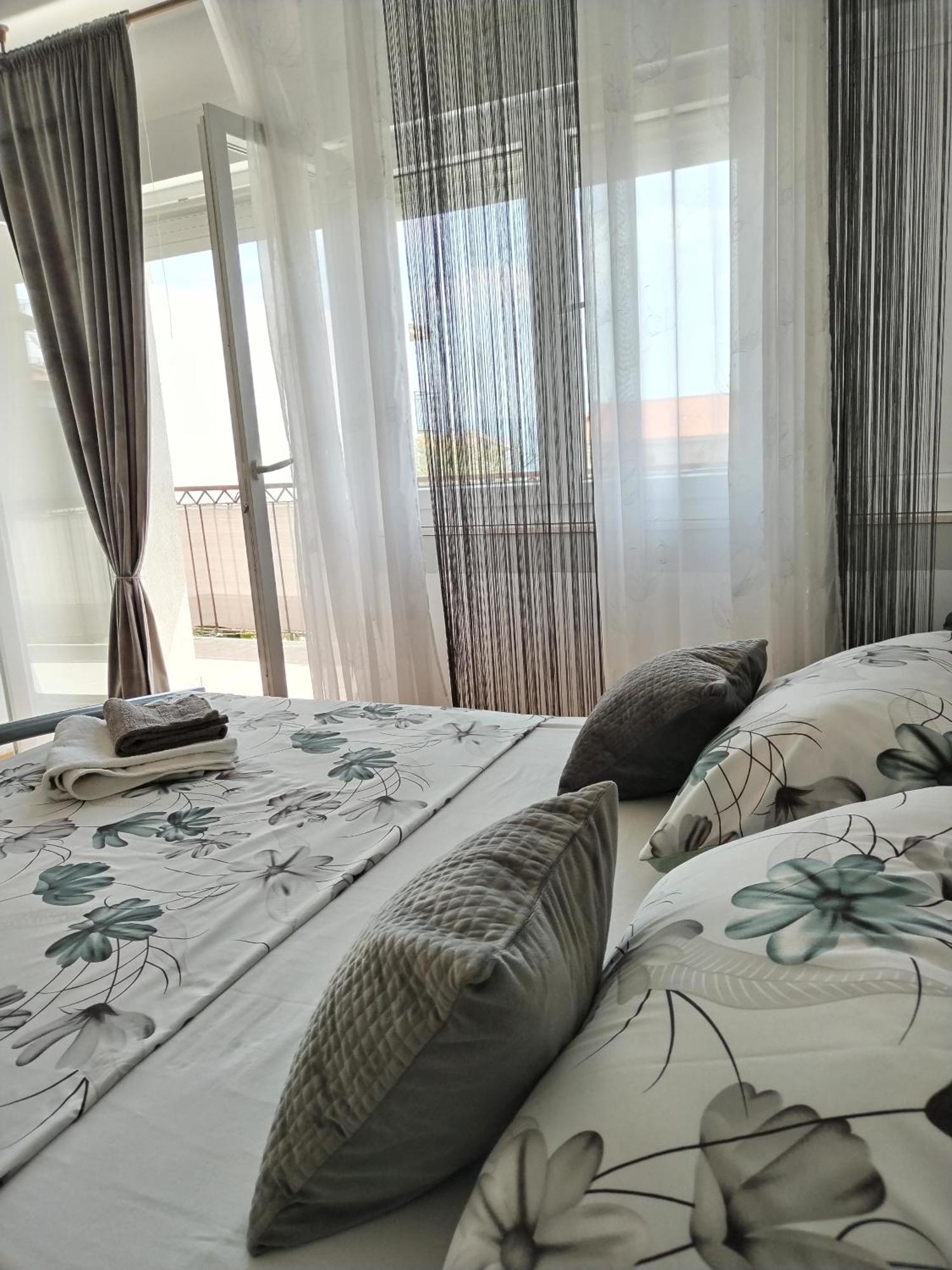 Apartment Marina Podstrana Eksteriør billede